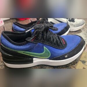 Nike Athletic Running Shoes Size 8